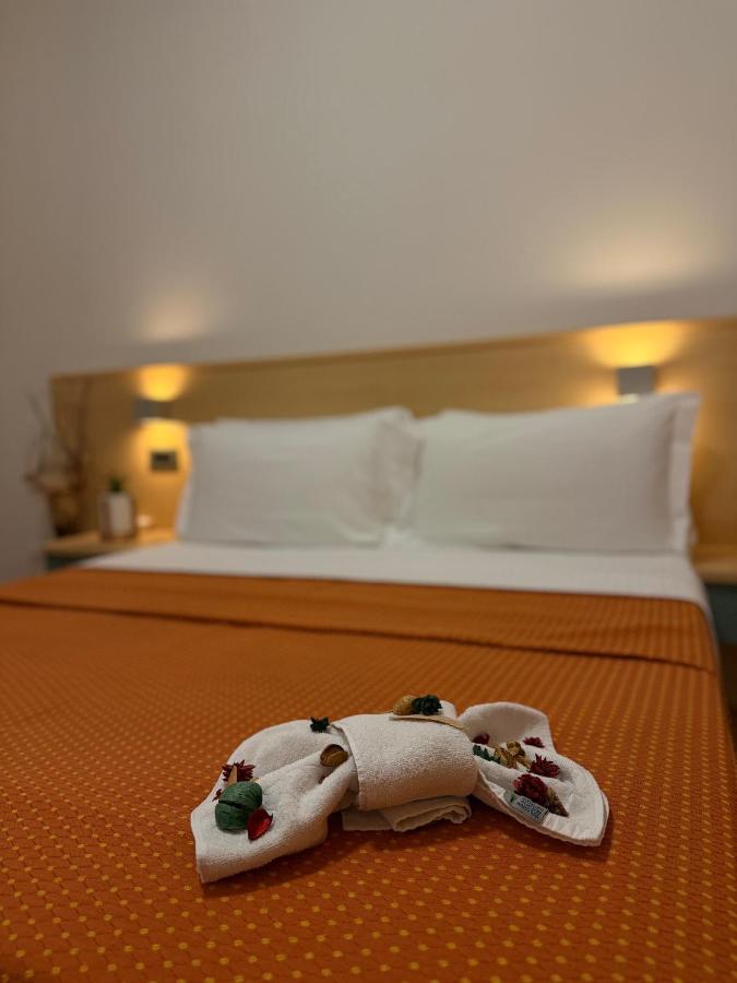 Hotel San Benedetto - 3 star hotels in Peschiera del Garda, Lake Garda, Italy