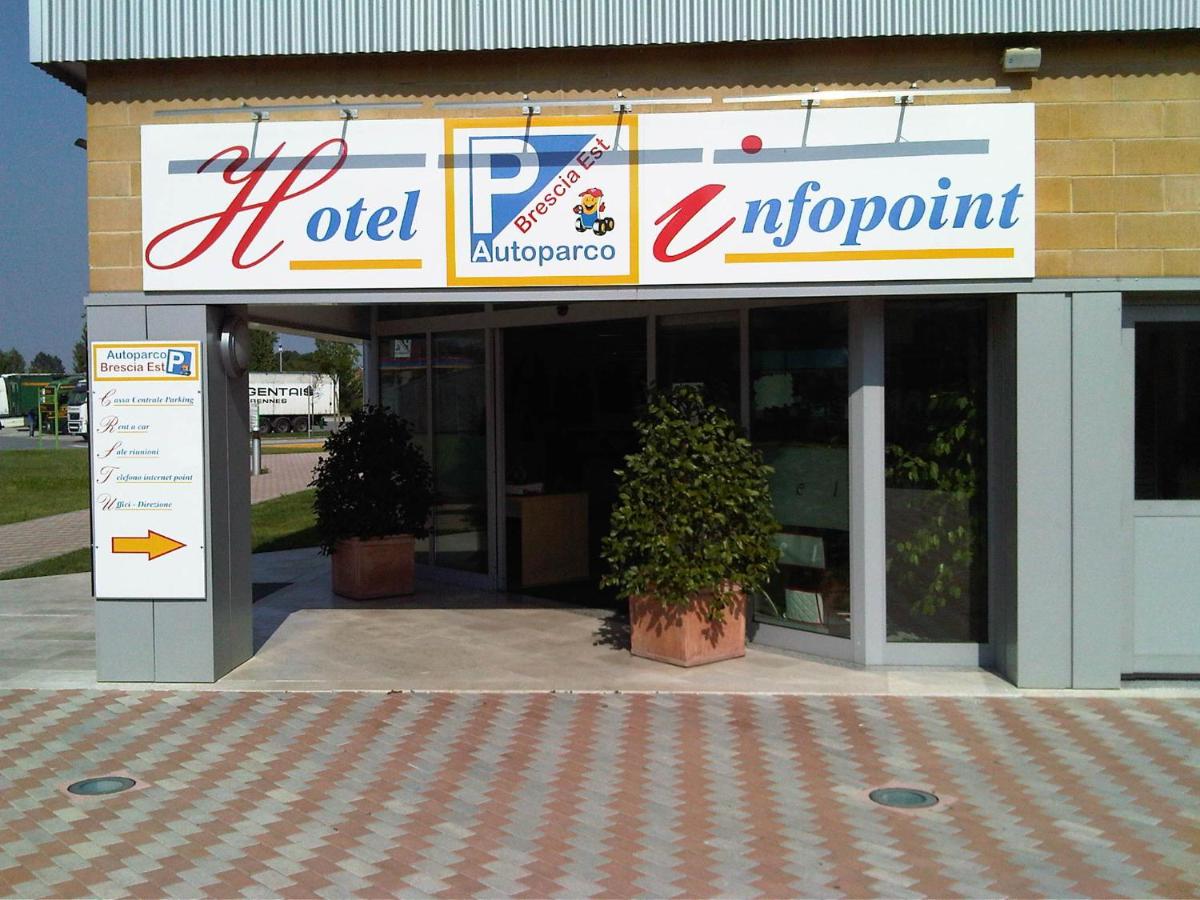 Hotel Santa Giulia - 3 star hotels in Castenedolo, Lake Garda, Italy