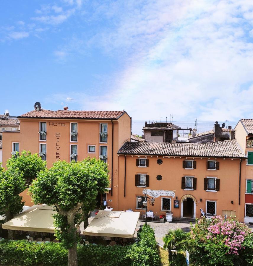 Dependance Silvestro - 3 star hotels in Garda, Lake Garda, Italy