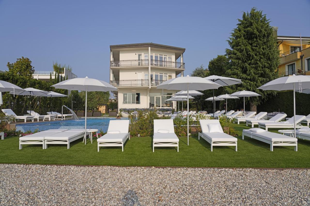 Hotel Unico - 3 star hotels in Sirmione, Lake Garda, Italy