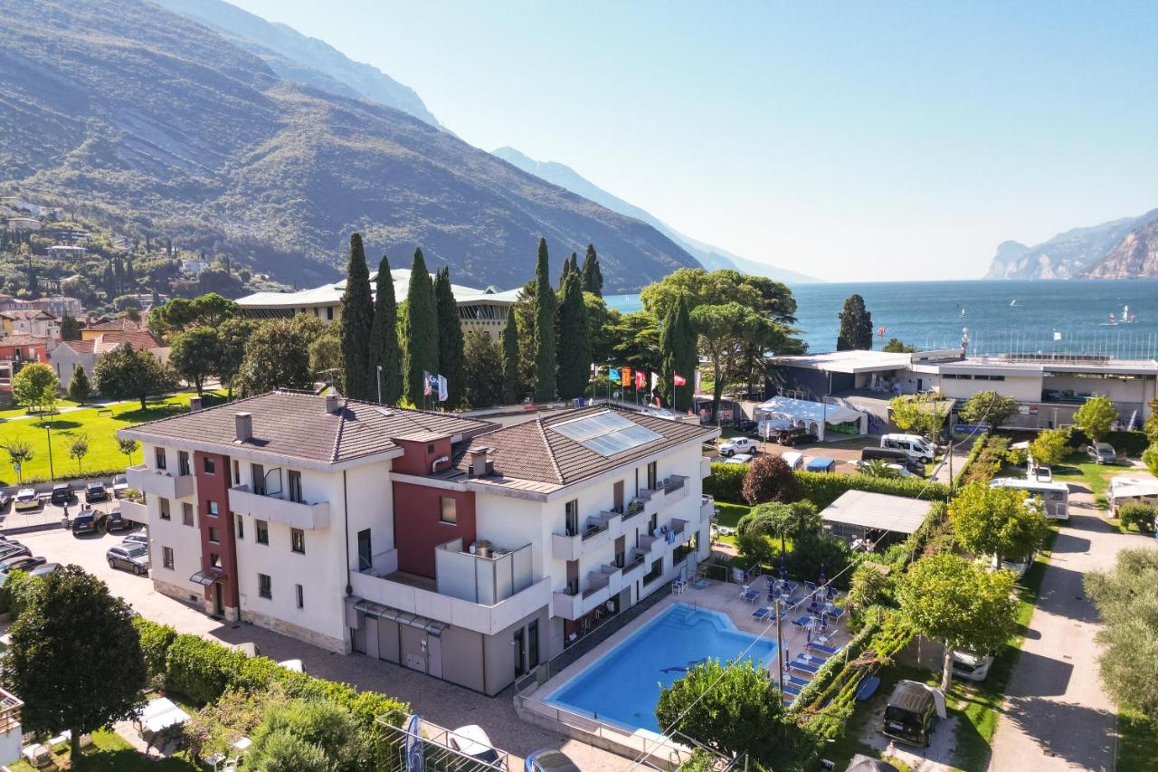 Hotel Villa Claudia - 3 star hotels in Nago-Torbole, Lake Garda, Italy