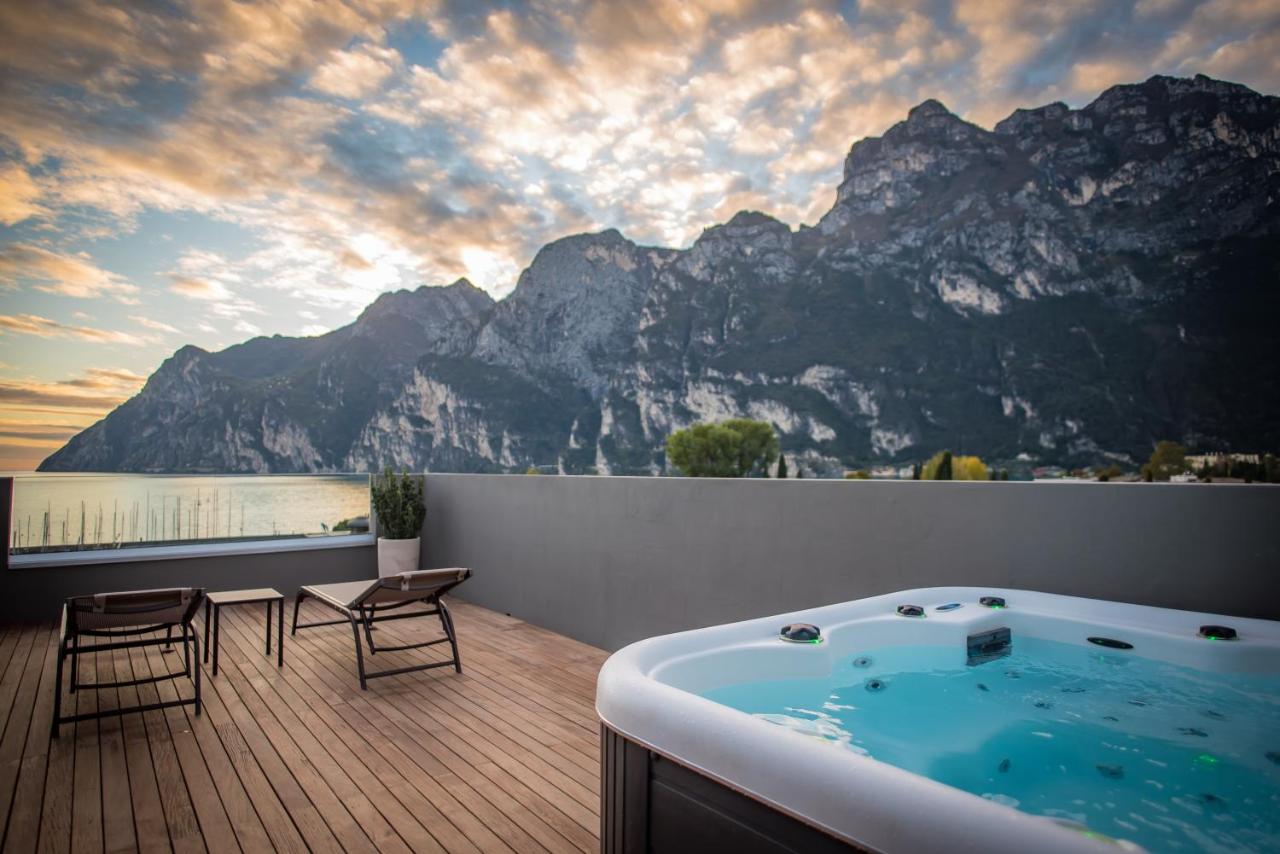 Hotel Villa Enrica - 4 star hotels in Riva del Garda, Lake Garda, Italy