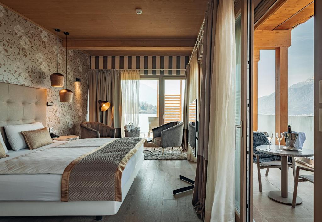 Hotel Villa Madruzzo - 4 star hotels in Trento, Lake Garda, Italy